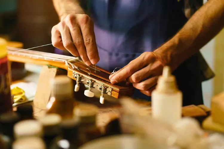 Factors Affecting the Cost of Restringing a Guitar