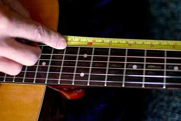 Standard Fret Numbers in Acoustic Guitars
