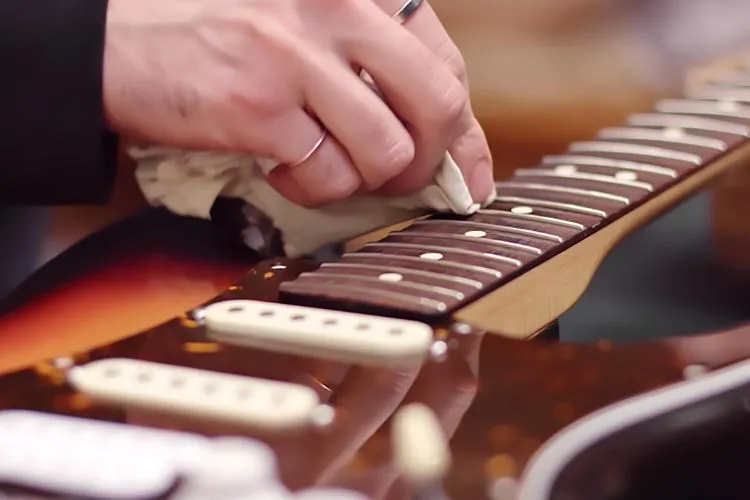 Step-by-Step Guide to Safely Clean a Fretboard with Water